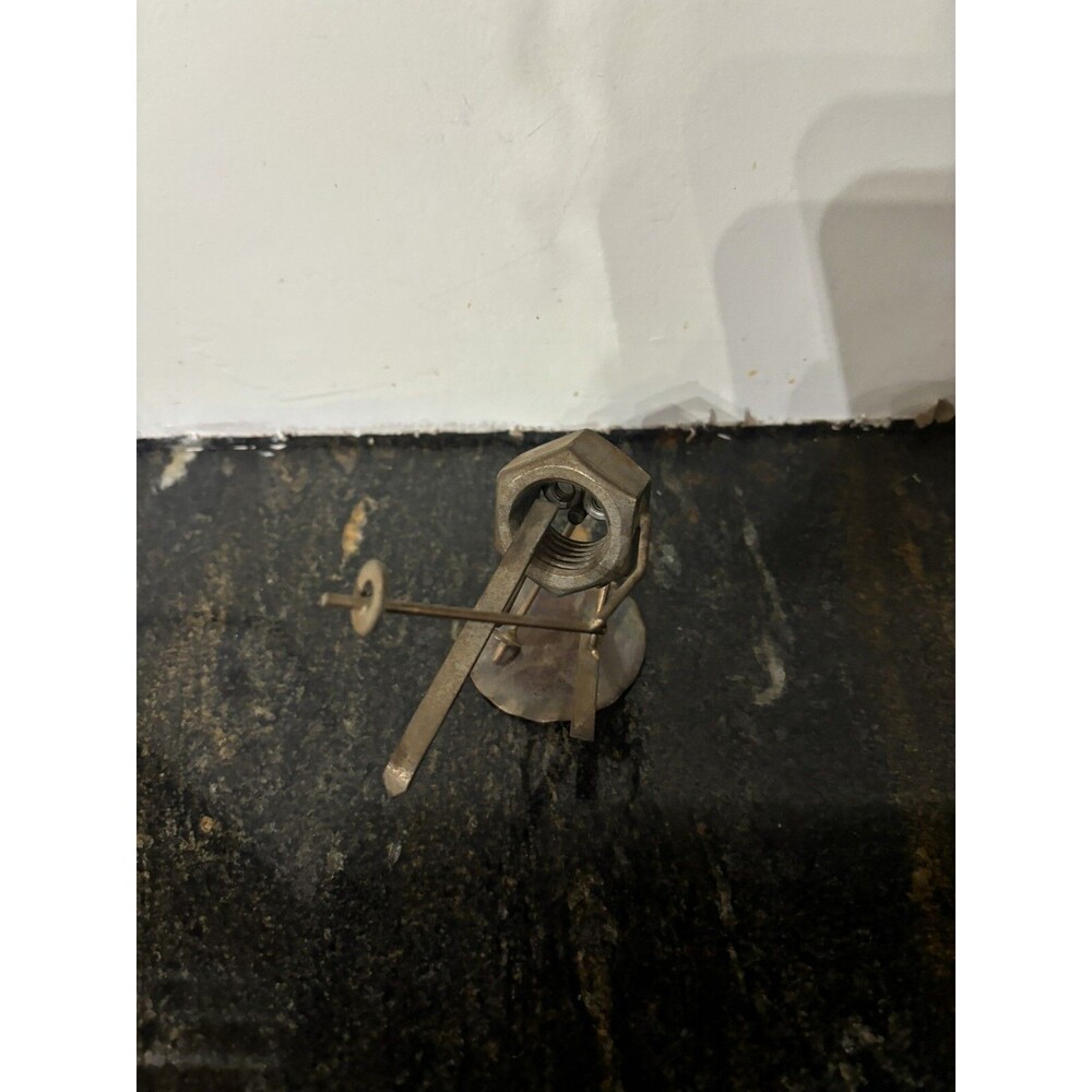 Recycled Metal - Picture 1 of 4